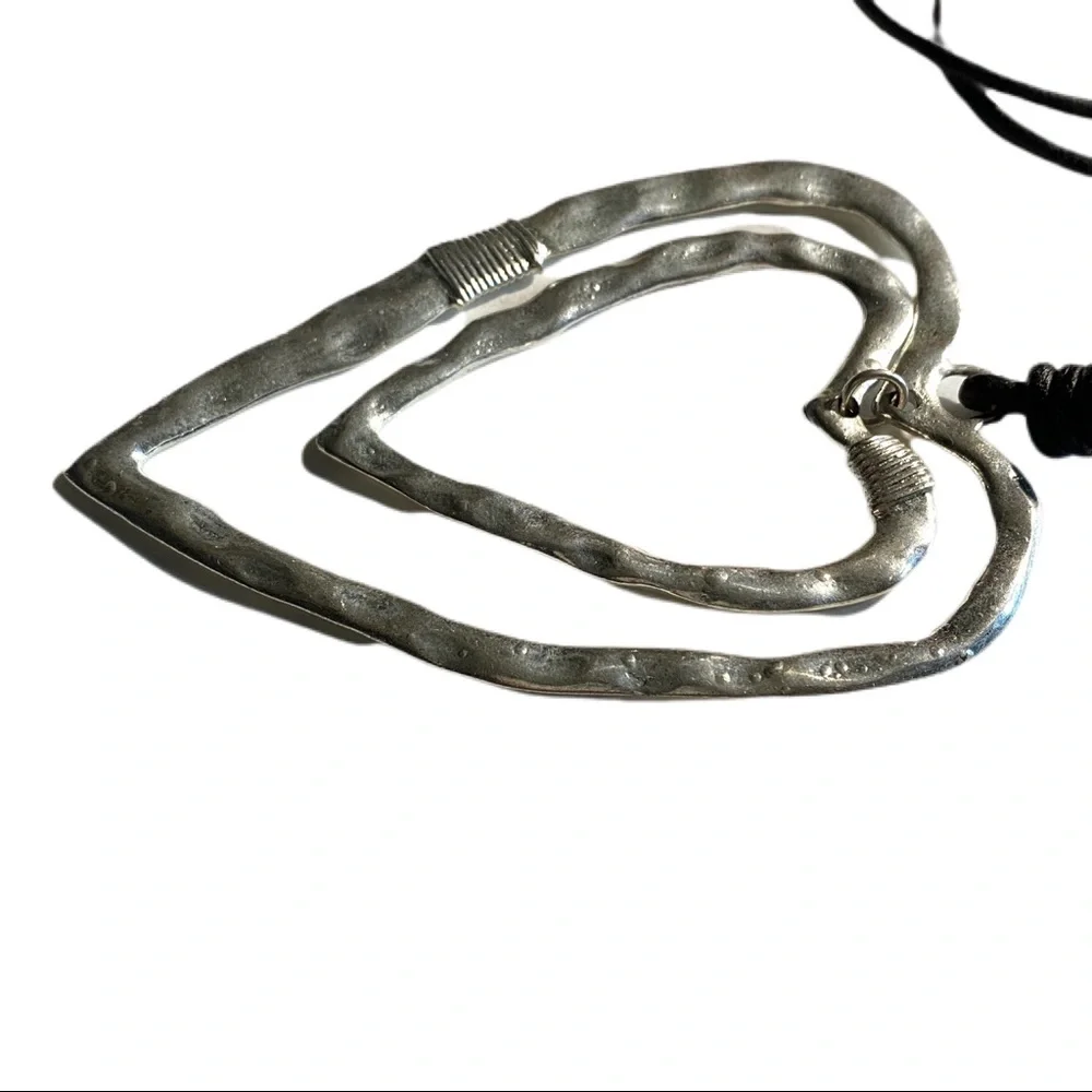 Hammered Silver Tone Double Heart Pendant Black Cord‎ Statement Necklace Boho